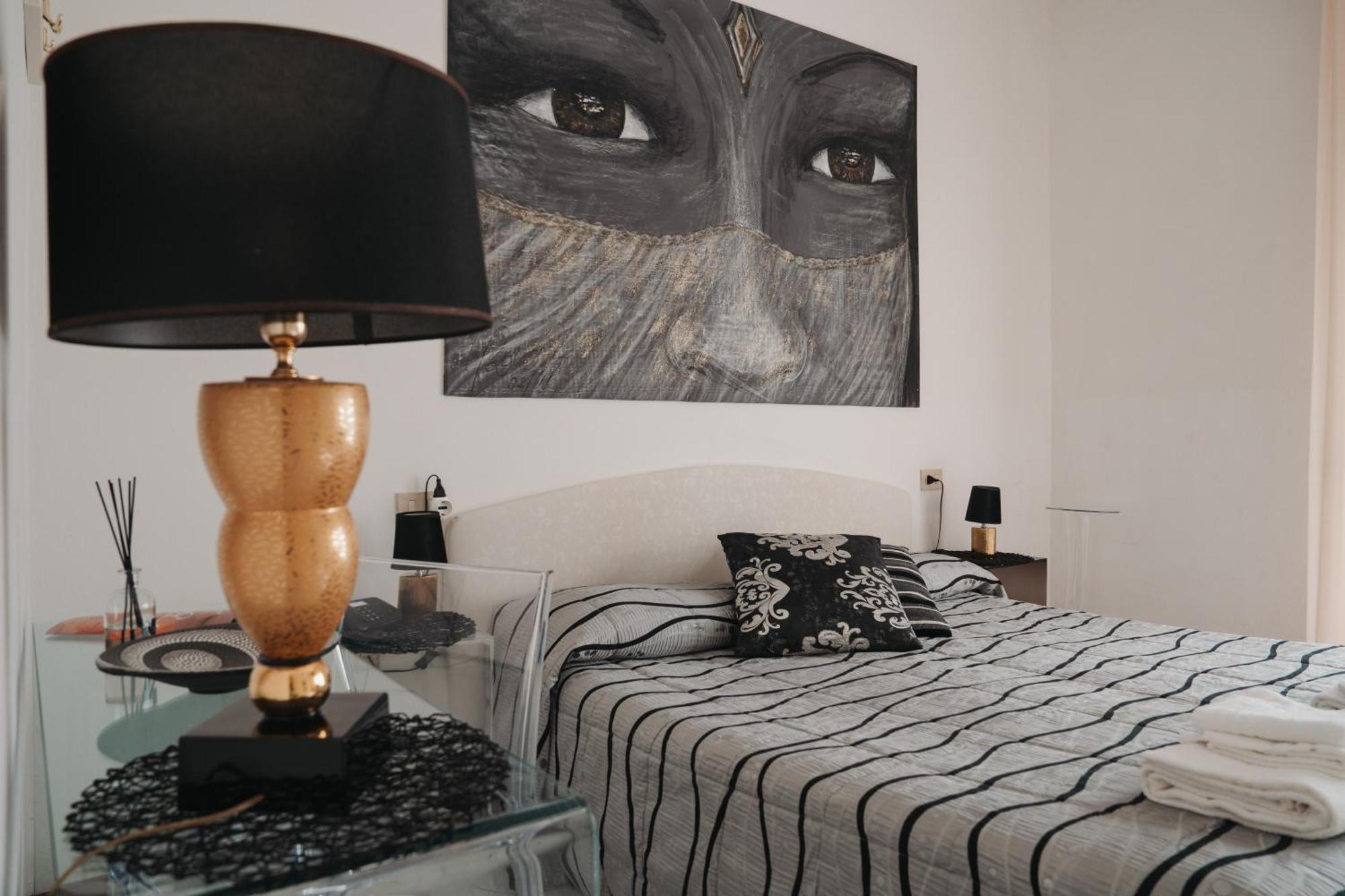 Hotel Julia ليدو ديلي ايستينسي المظهر الخارجي الصورة
