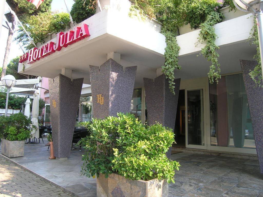 Hotel Julia ليدو ديلي ايستينسي المظهر الخارجي الصورة